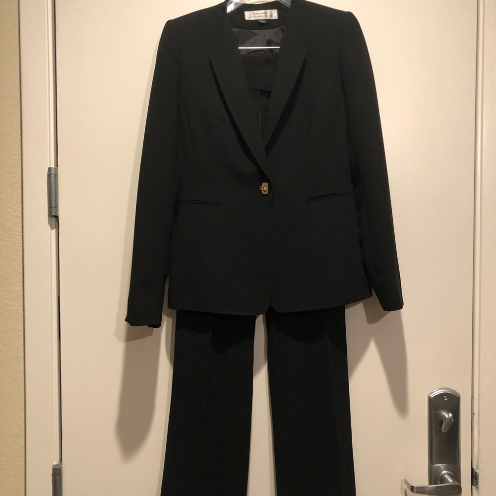 Tahari Black Pant Suit, Size 2